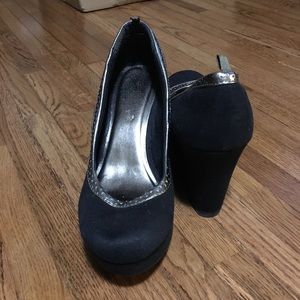 GAP Black Suede Platform Wedges w/ Silver details